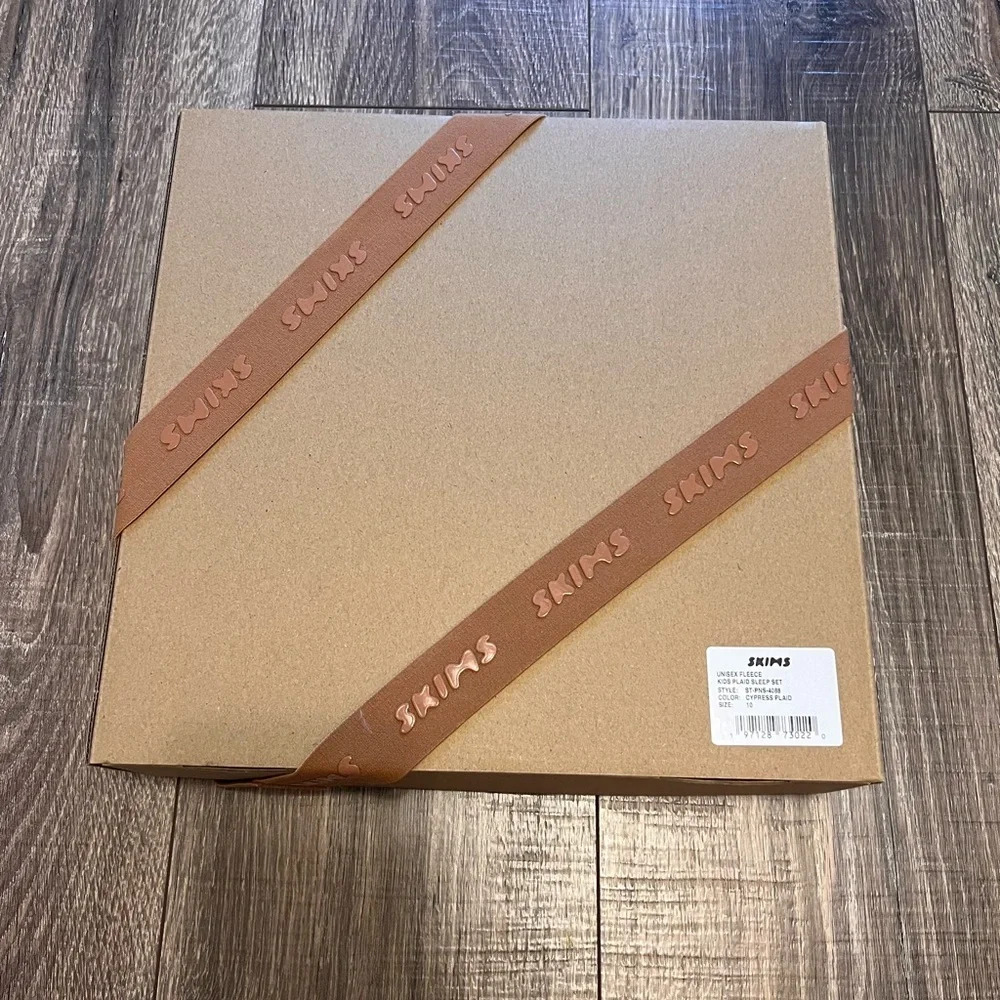 SKIMS Empty boxes Brown Ribbon Kim Kardashian Size L & M 2 Pc - Picture 2 of 4
